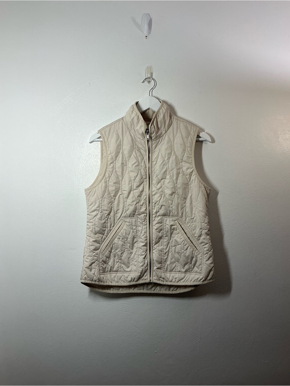 Old Navy Quilted Sleeveless Puffer Vest Size Medium